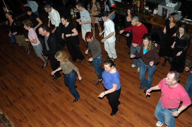 min 2005 12 18 sharkys 164